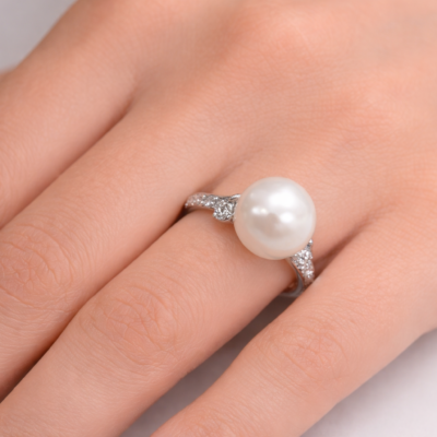 Alternative view of Anel Manoella - Moissanite